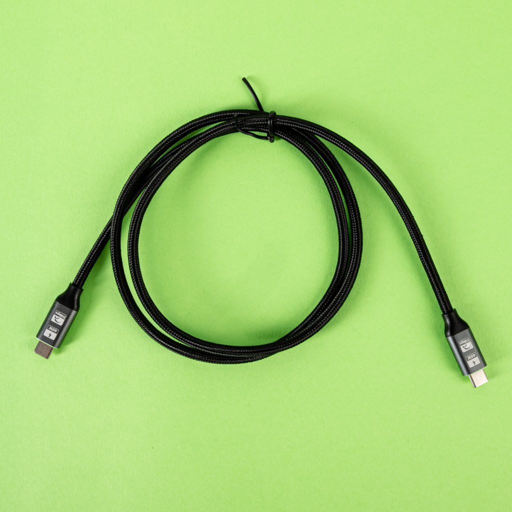 GIZZU-GCPCC0605G-01-60W-5Gbps-Type-C-1m-Cable_WHAT-IN-BOX-9188-Edit_1500x1500