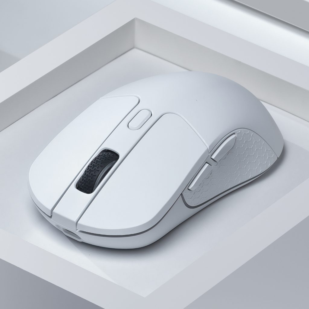 M3-A3_Keychron-M3-RGB-Wireless-Optical-Mouse-White_wr_04a